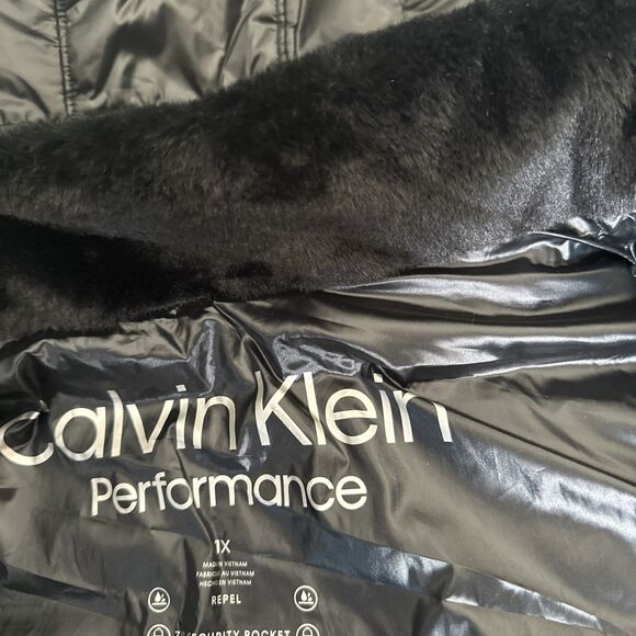 Calvin Klein Performance Women's Plus Size Hooded Faux-Fur-Trim Quilted Coat 1X - Picture 10 of 11